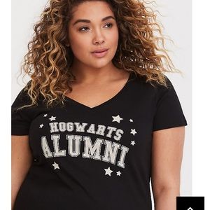 ⚡️TORRID Hogwarts Tee⚡️